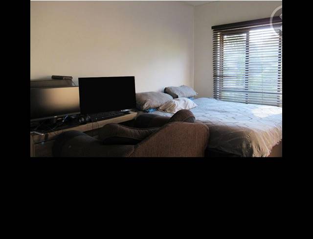 2 BEDROOM APARTMENT FOR SALE IN SUNNINGHILL